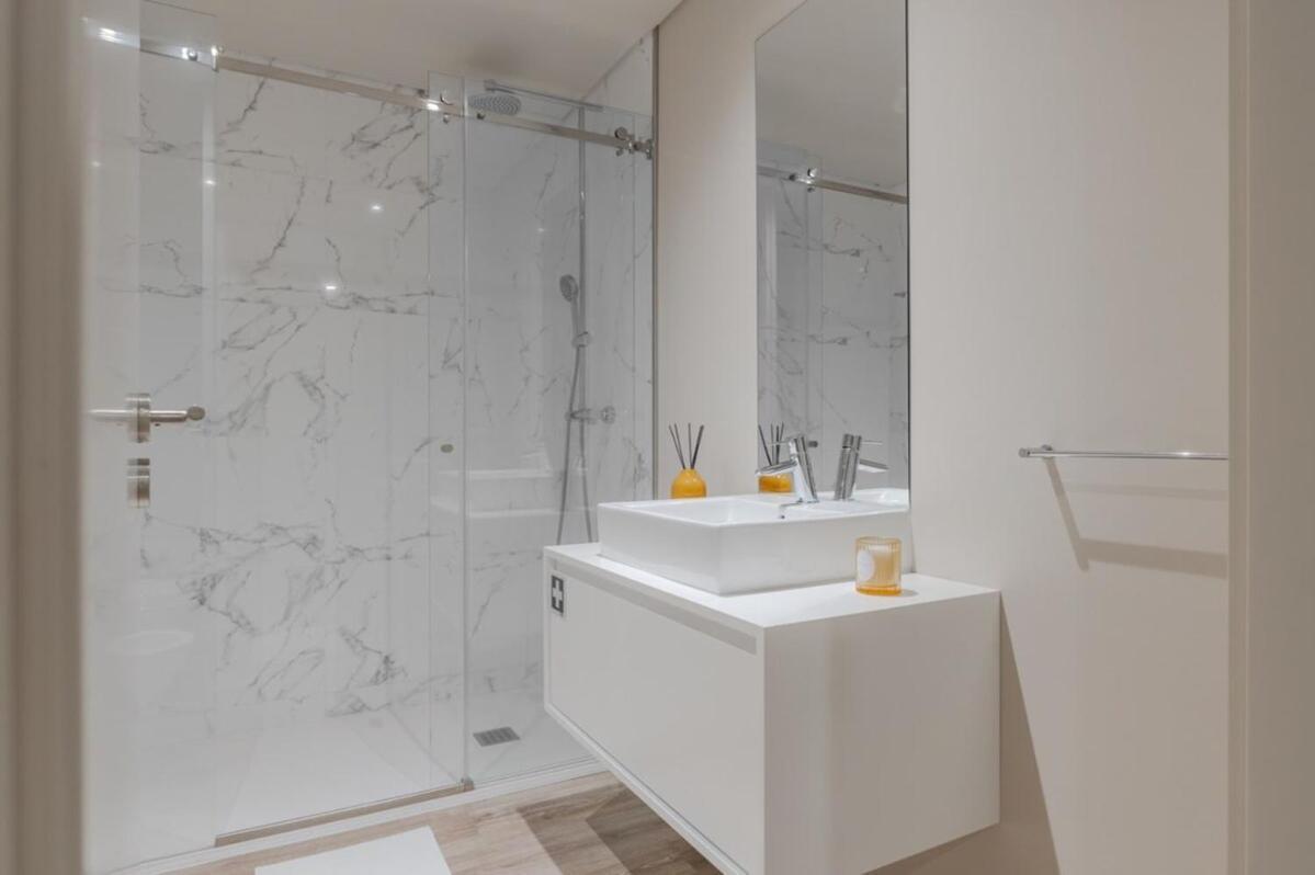 Urban Luxury Apartment, Downtown Porto Near Metro Buitenkant foto